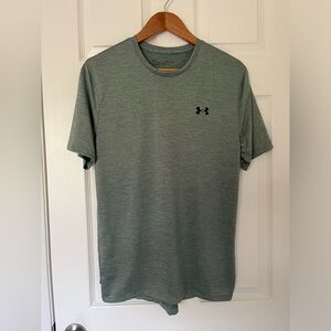 Men’s Under Armour Shirt